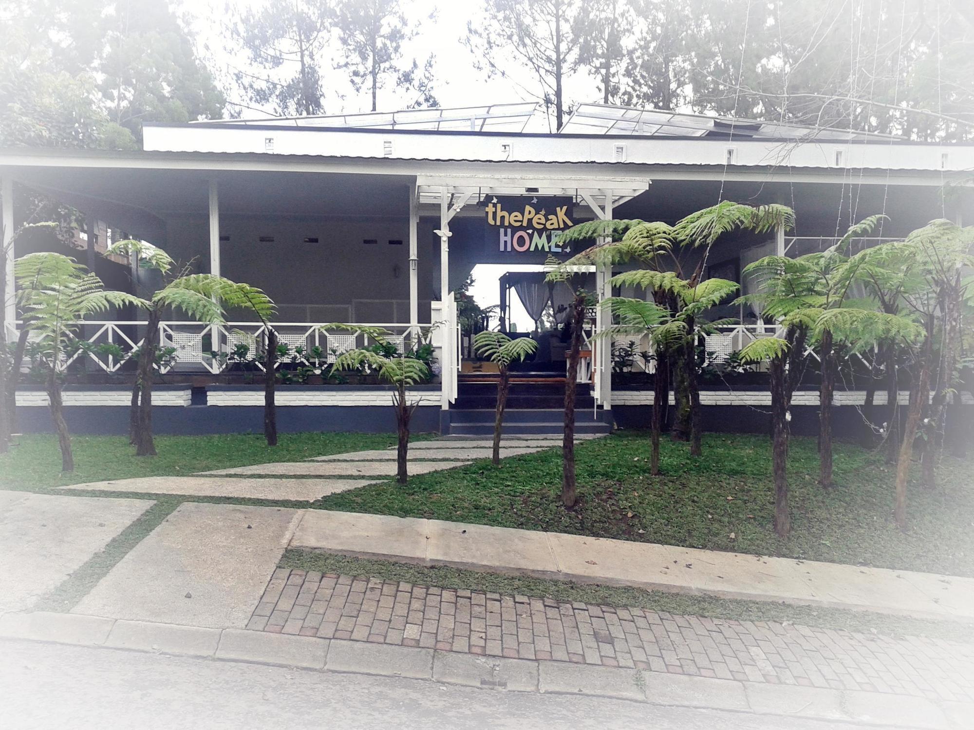 The Peak Home Lembang Exterior foto